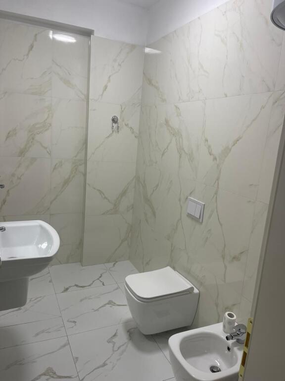 APARTAMENT ME QERA 1+1 LIQENI THATE 50.000 LEKE