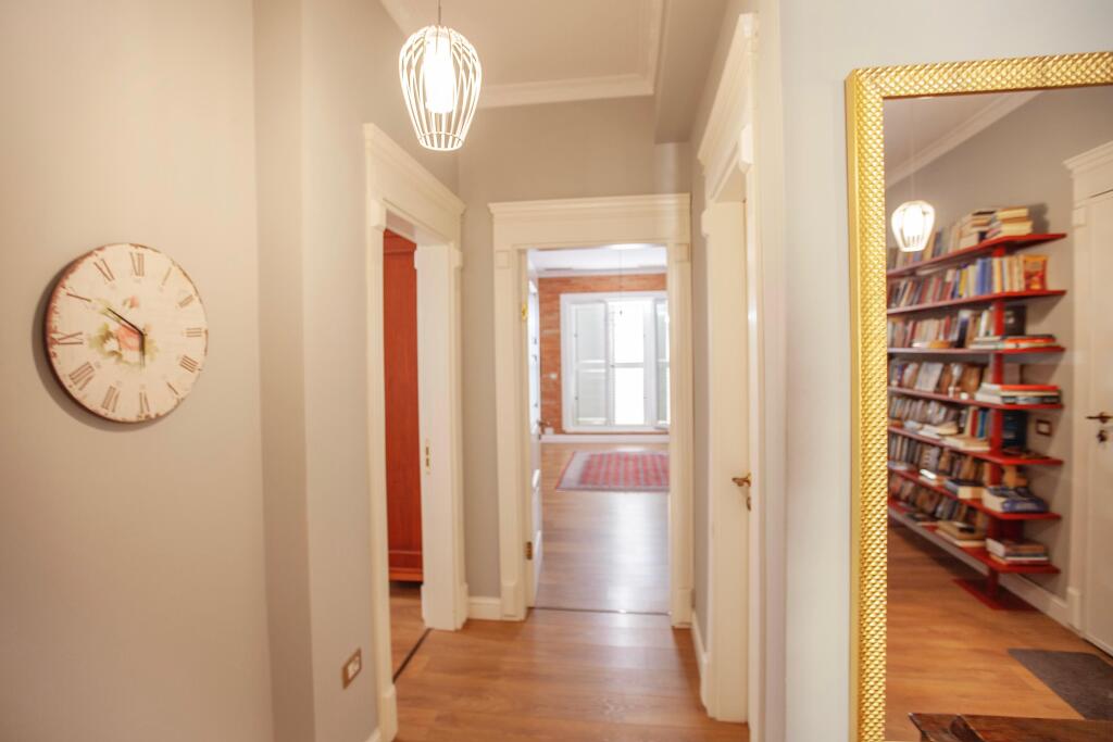 Kopshti Zoologjik, Apartament per Qira!