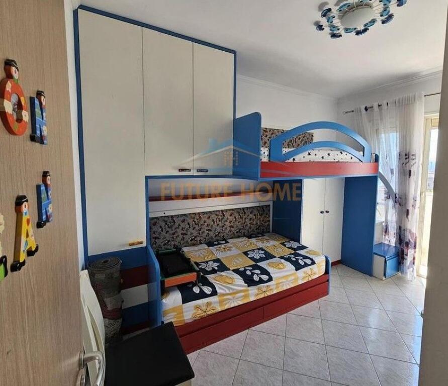SHITET,APARTAMENT 2+1,NE FRESK, Tirane