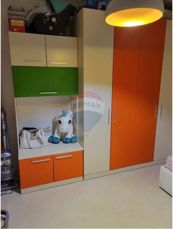 Apartament per qira~ Rruga e Kosovarve