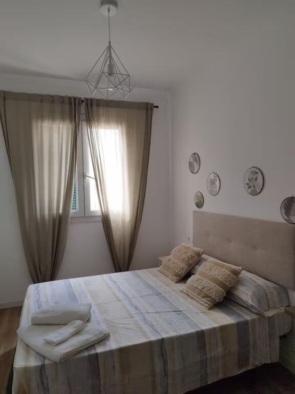 Apartament Me Qera 1+1 Tek Liqeni i Thate ( ID B2101372) Tirane