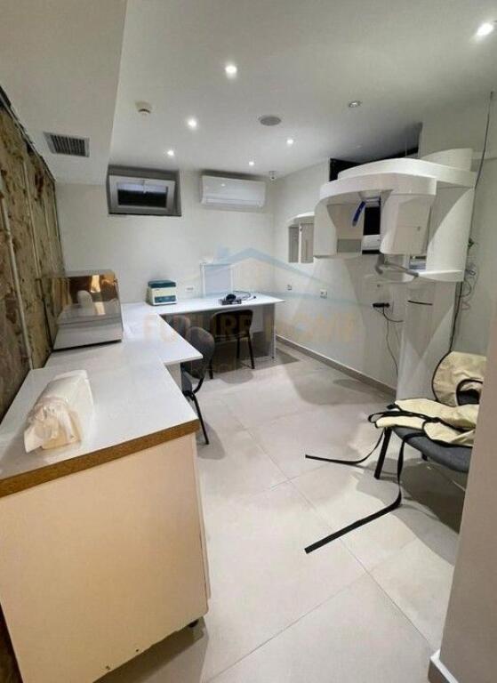 Shitje, Ambient Biznesi, Rruga e Durrësit, Tiranë