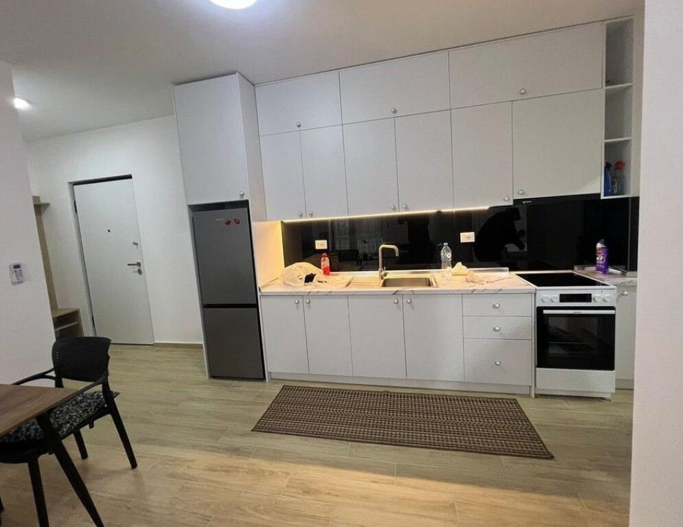 Rent, Apartment 1+1, Former Electric Market, Tirana.