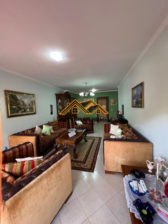 SHITET APARTAMENT 3+1+2T+2BALLKONE ME PAMJE DETI NE VOLLGA!