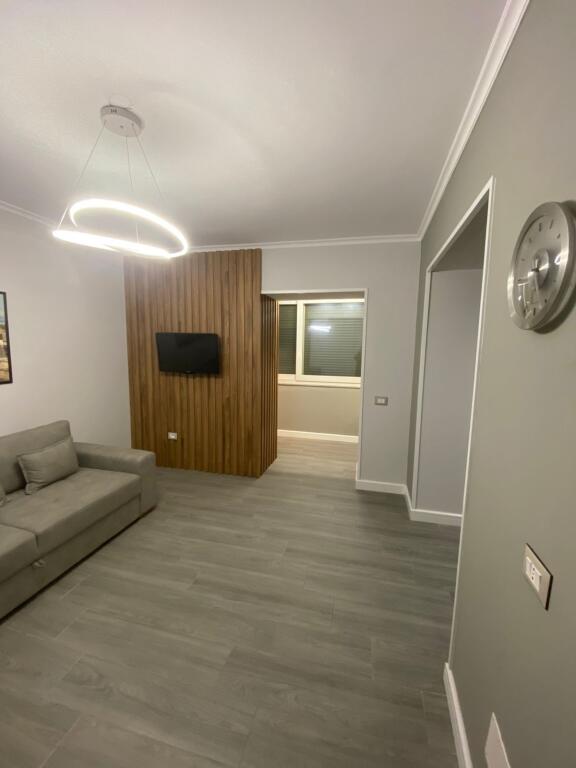 Jepet Apartament me qera