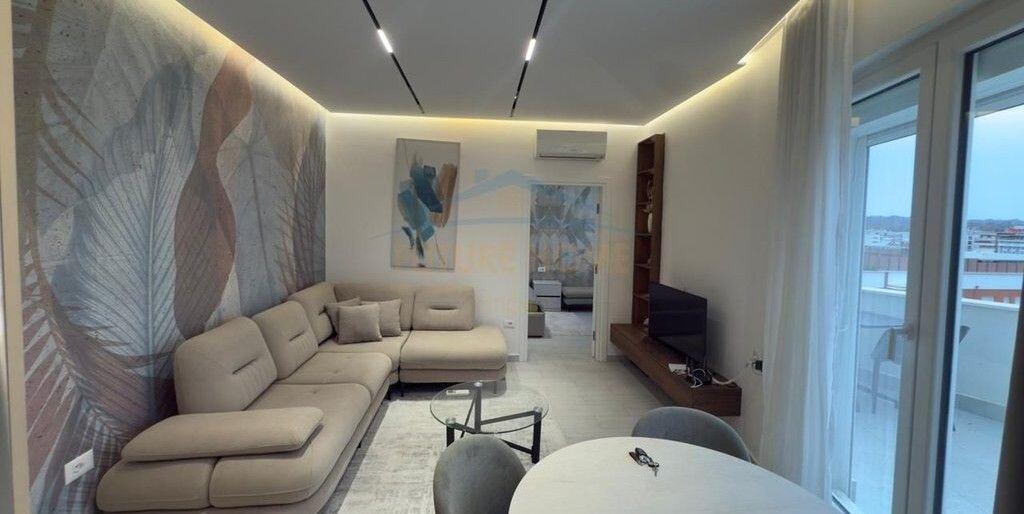 Affitto, Appartamento 1+1, River Residence, Tirane.