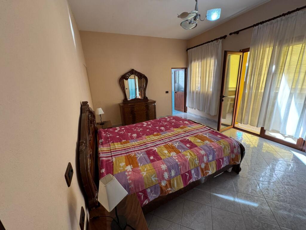 Apartament 2+1 me qira tek rrethrrotullimi i Shkozës