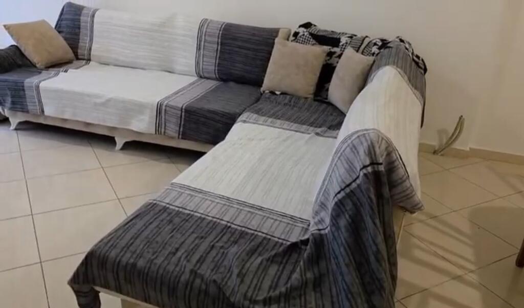 Apartament me qera 2+1 në Astir pranë Santanës!