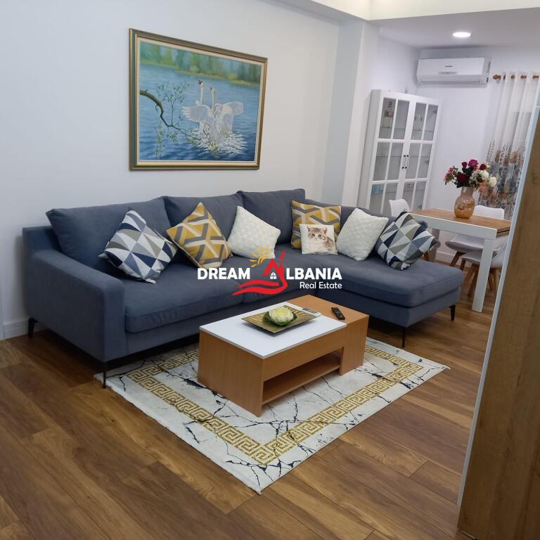 Super Appartamento 1+1 in affitto nella zona di Blloku, via Margarita Tutulani (ID 4211769).