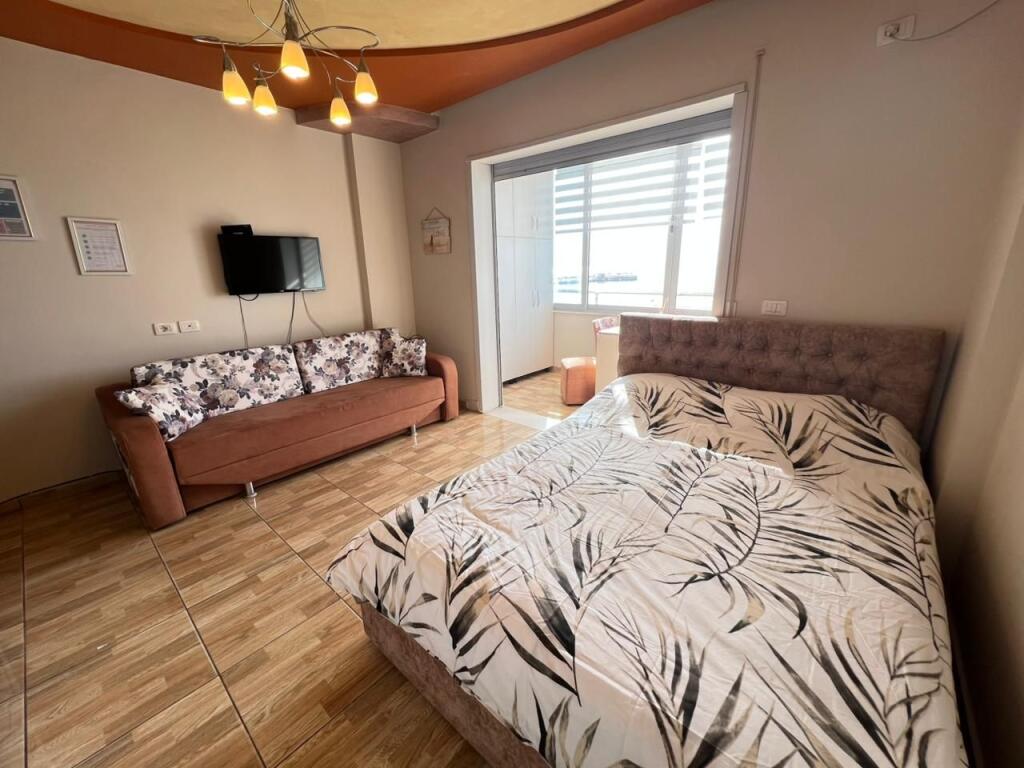 Garsonierë me qira – Plazh Rrota e Kuqe,  Pamje Deti