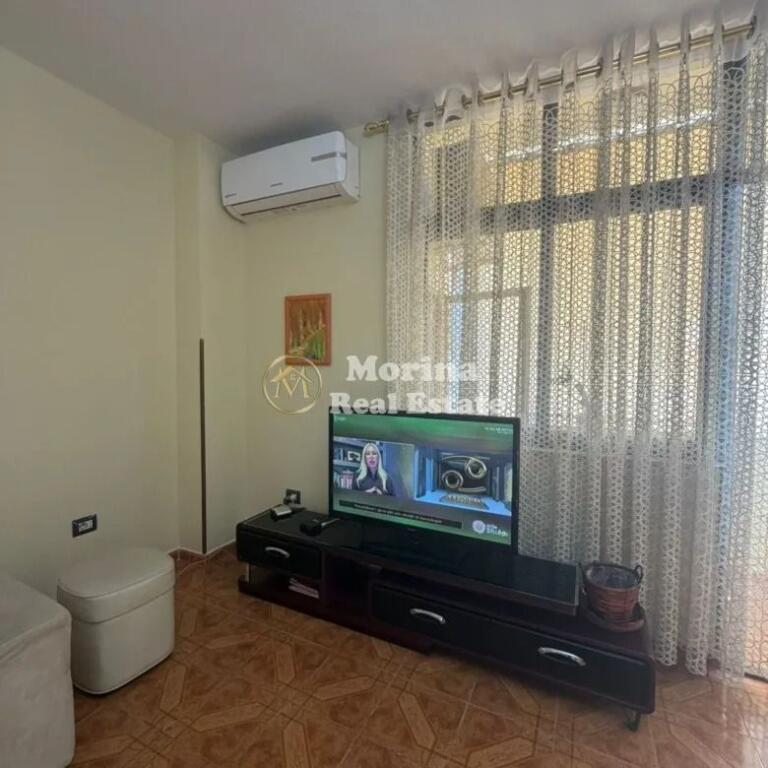 Qera, Apartament 2+1, Prane Spitalit QSUT ,600 euro/muaj
