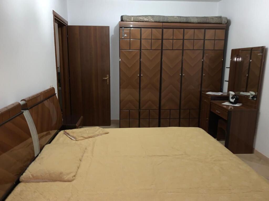 🏡 Shitet Apartament 1+1 – Kompleksi Usluga