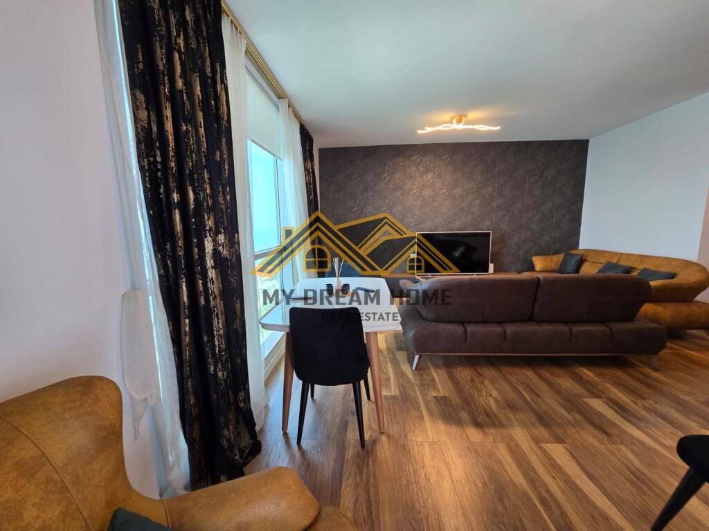 Apartament Lux per qira tek 27-katëshi në Vollga, Durrës