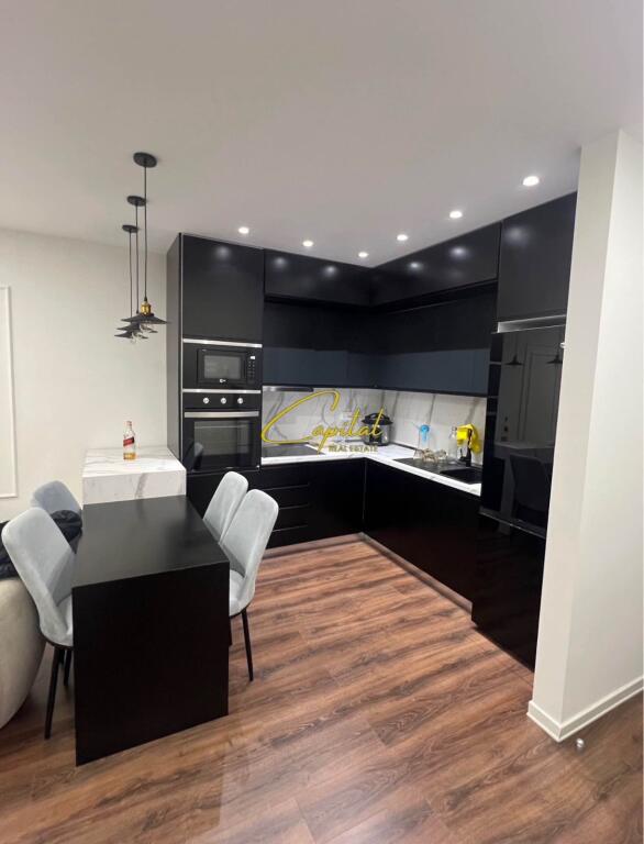 APARTAMENT ME QERA 1+1 5 MAJI 55.000 LEKE