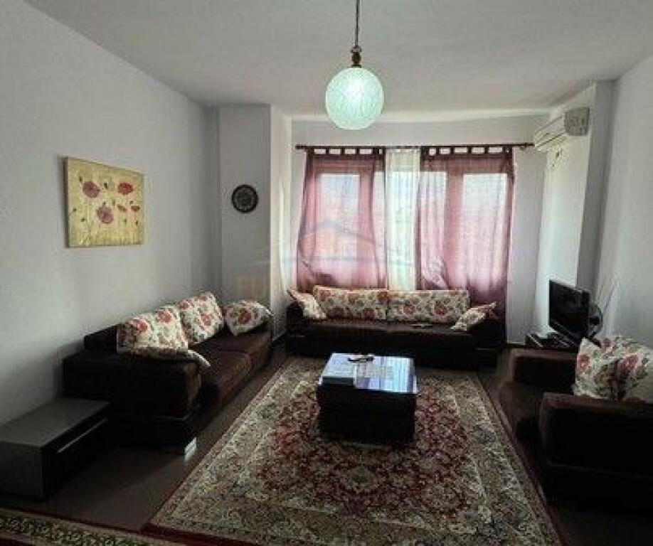 Qera , Apartament 1+1 , Rruga Mine Peza , Tiranë.