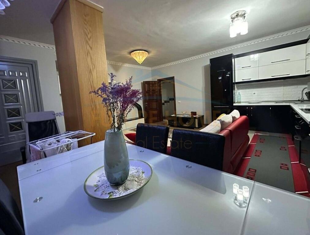 Apartament 2+1+2+PARKIM , Unaza e re