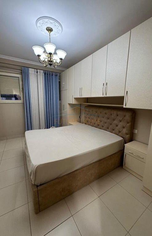 Apartament 2+1, Fresku, Rruga e Dajtit.