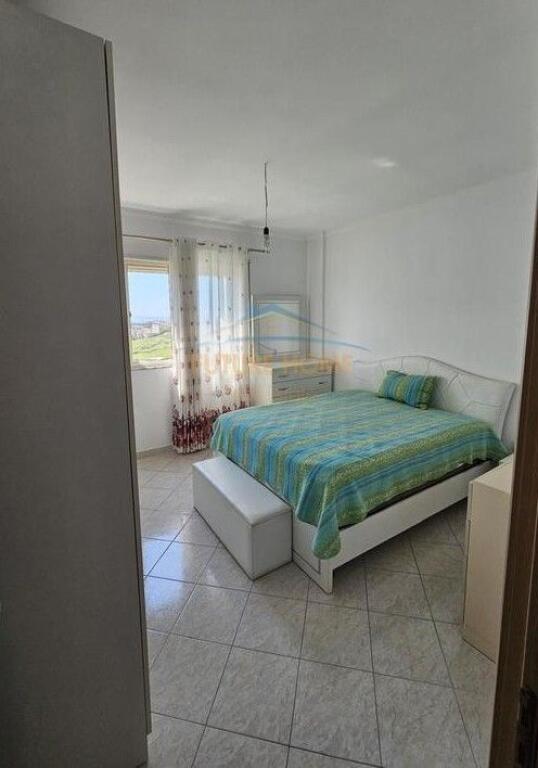 SHITET,APARTAMENT 2+1,NE FRESK, Tirane