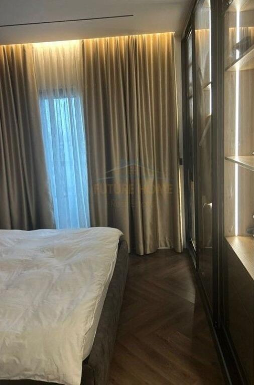 Vendesi in vendita 2+1, Via Elbasanit, Tirana