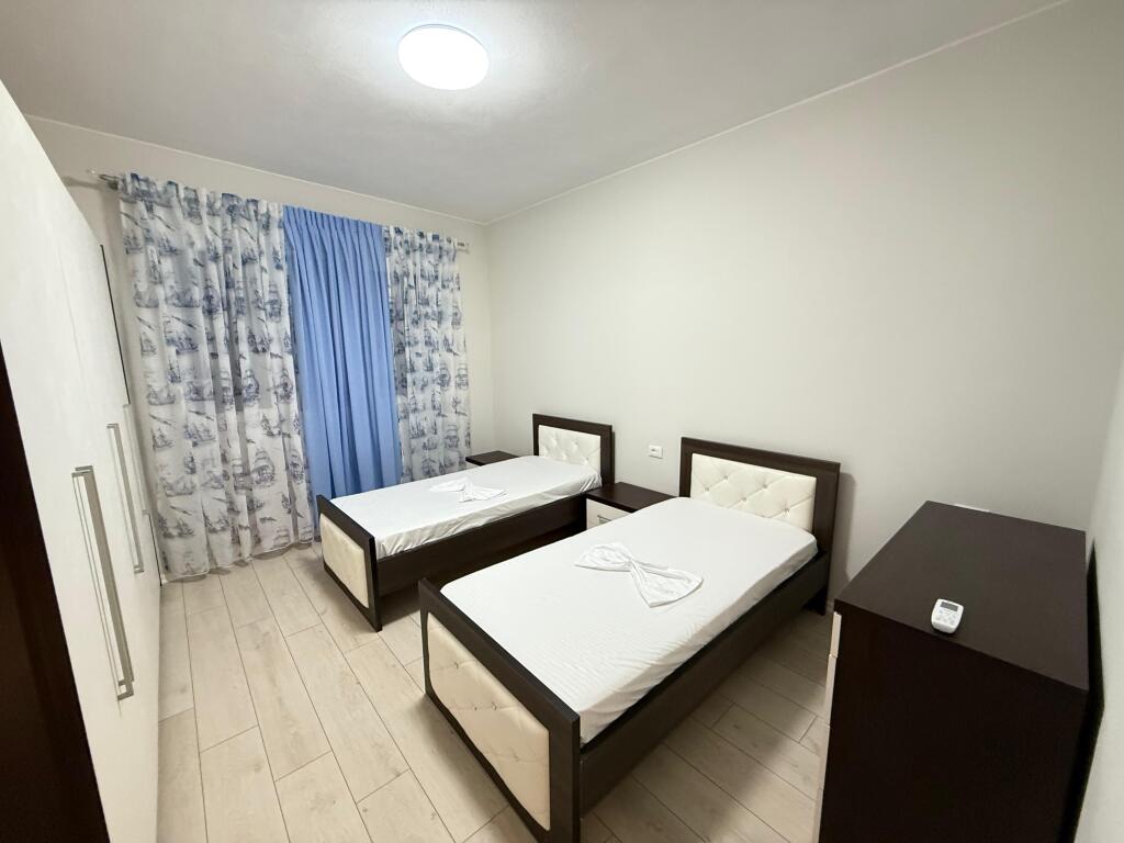 Qera ,Tek River Rezidence  Apartament 2+1+2 tualete  Kati 6,pallat I ri me ashensor  I pabanuar me pare  Cmimi 750€