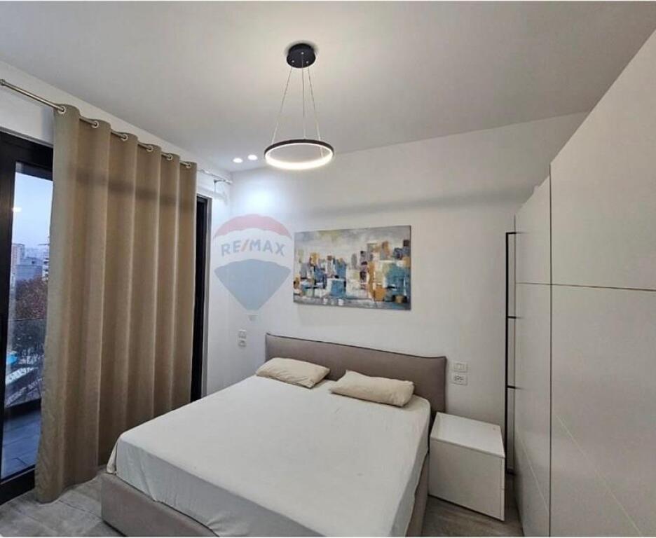 2+1 me qira rruga e Elbasanit