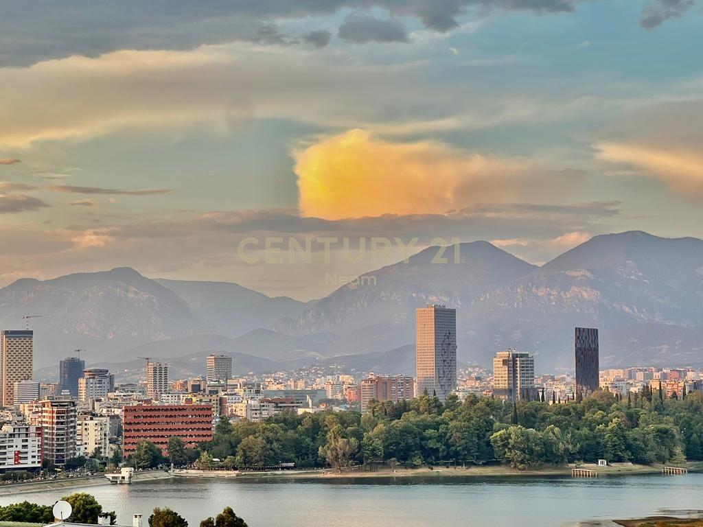 AFFITTO, ATTICO 4+1+2 con 2 POSTI AUTO &amp; VISTA FANTASTICA ‼️