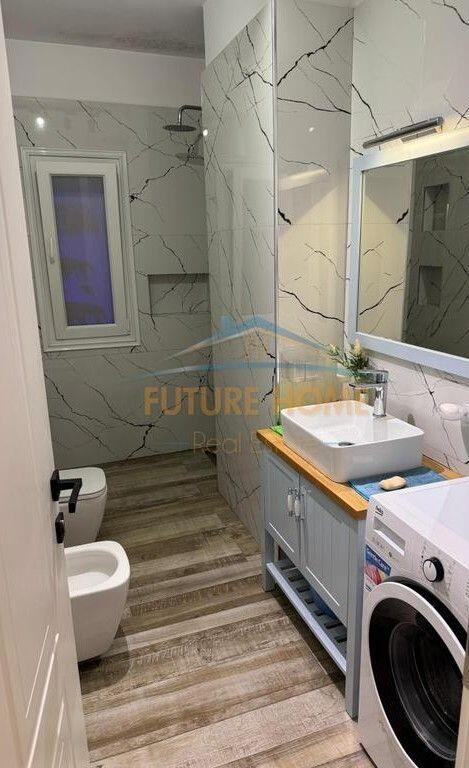 Qira, Apartament 2+1, Stacioni i Trenit