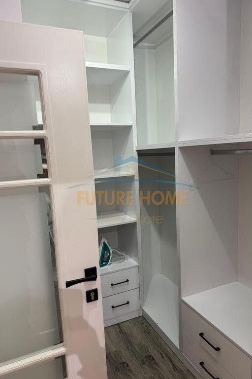 Qira, Apartament 2+1, Stacioni i Trenit