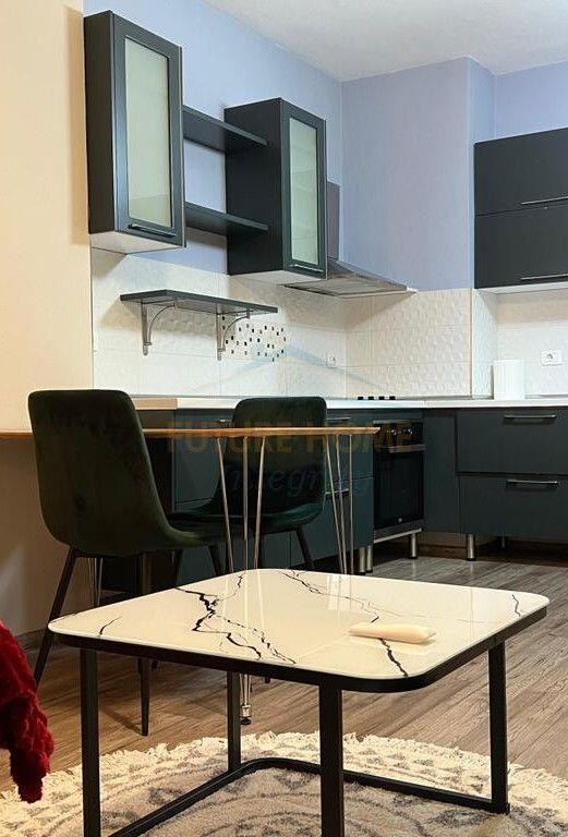Apartament 1+1 Unaza e Re, Tiranë.