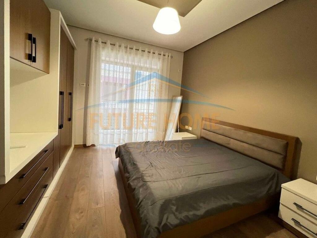 Apartament 1+1, Kopshti Botanik, Tiranë.