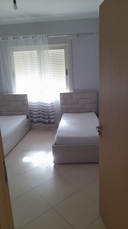 Super apartament per qira tek Amerikan 3