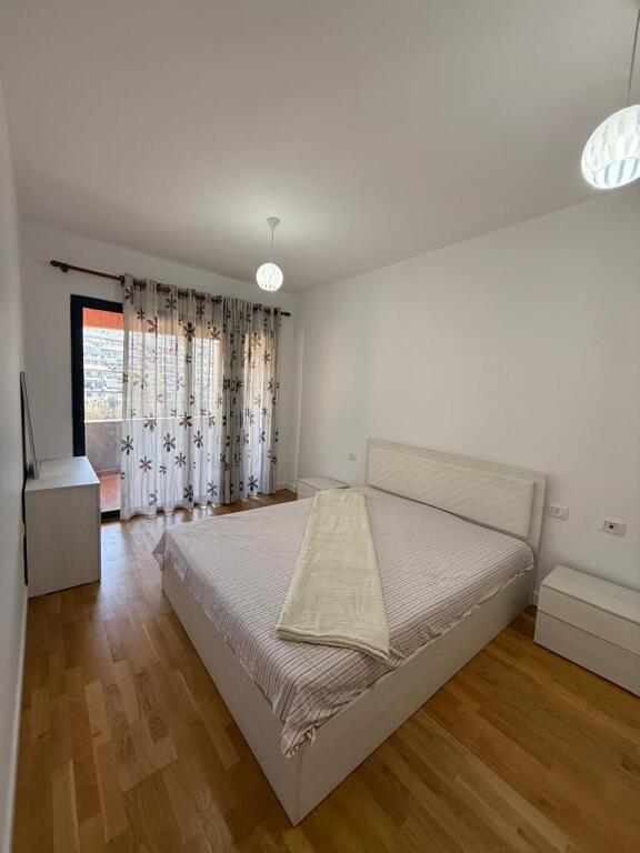 Apartment 2+1+Parking for rent in Astir on “Migjeni” Boulevard!
