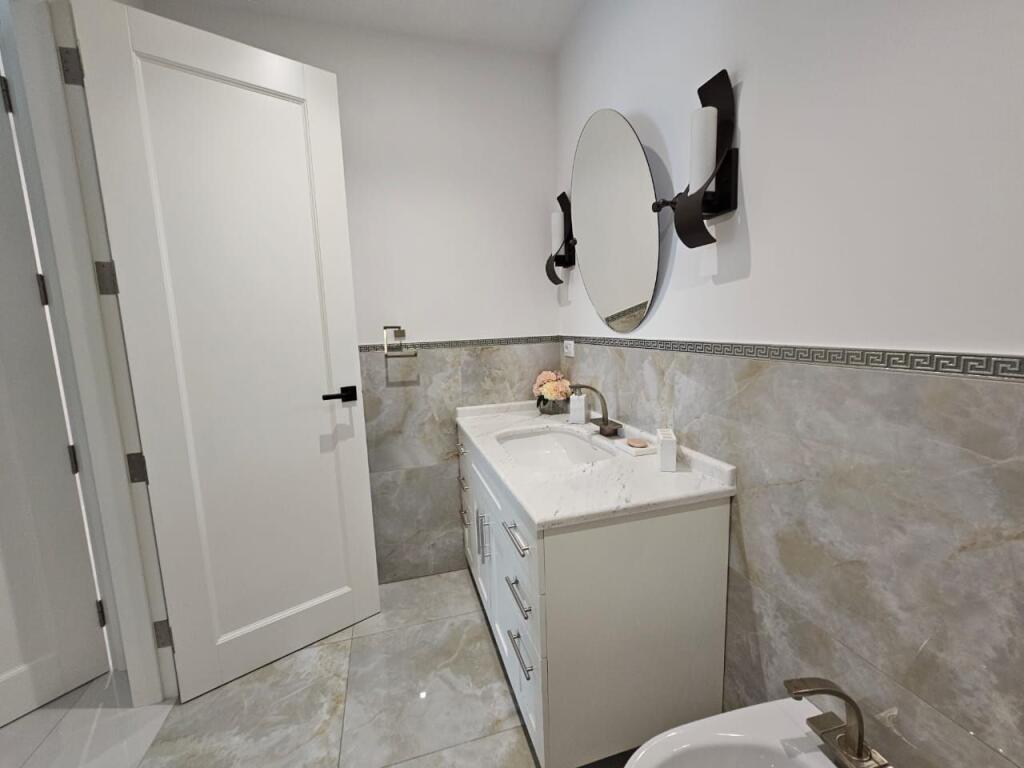 Affitto 2+1 + Posto Auto | Ambasador 3, Stadio Air Albania