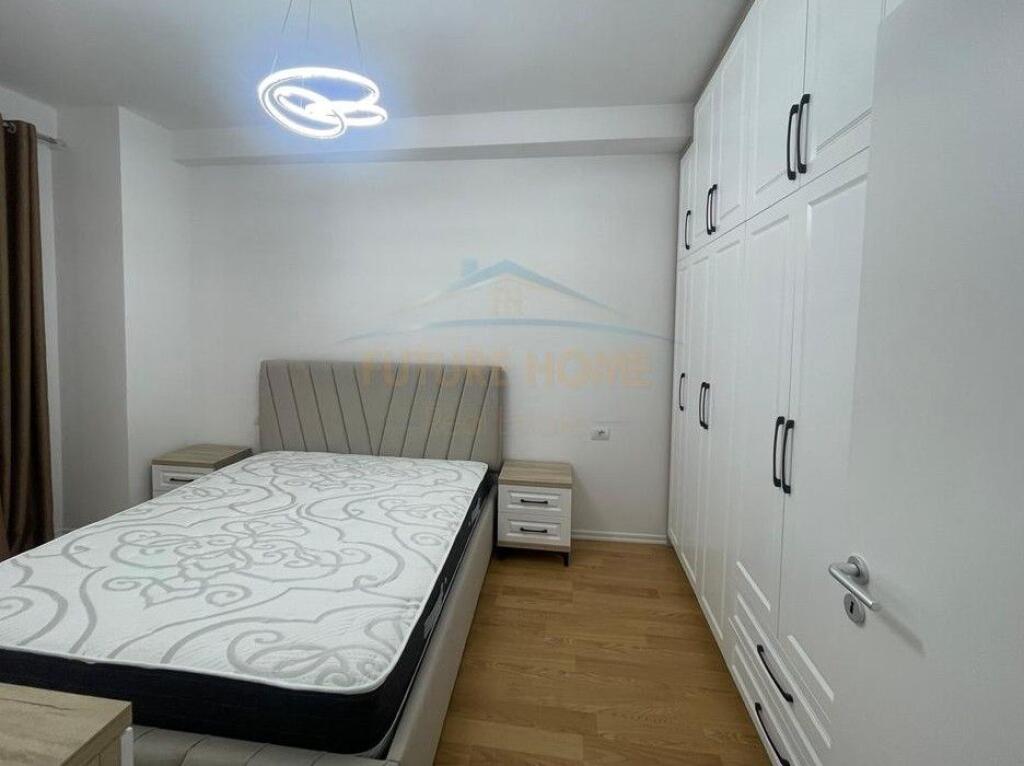 Qera, Apartament 1+1, Zogu i Zi, Tiranë 700 €