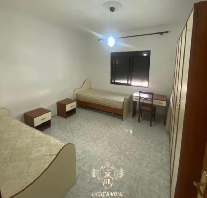 APPARTAMENTO IN AFFITTO 2+1+2 con balcone  💰 Prezzo: 300€ / Mese netto📍 Posizione: Mercato Frutta e Verdura Durazzo