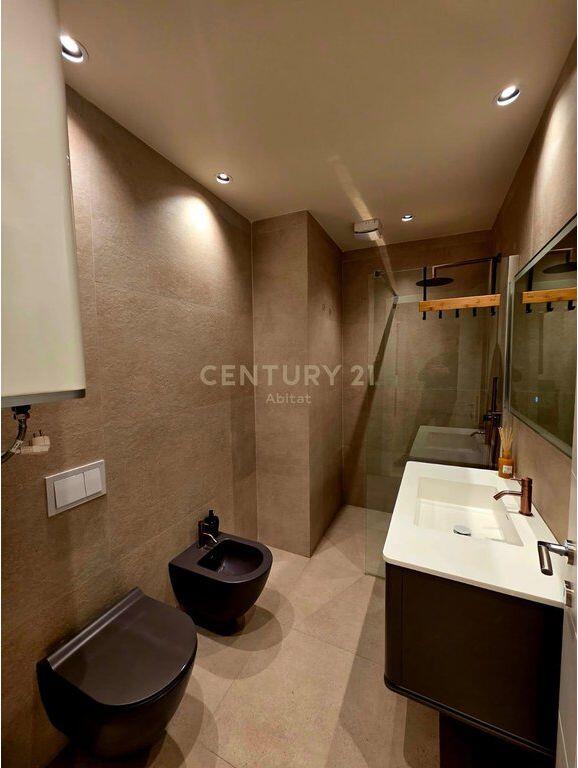 QIRA | Apartament 3+1 – Kompleksi Olimpik, Rruga e Kosovarëve