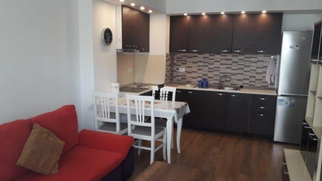 SHITET APARTAMENT 1+1 QYTET STUDENTI 155.000 EURO