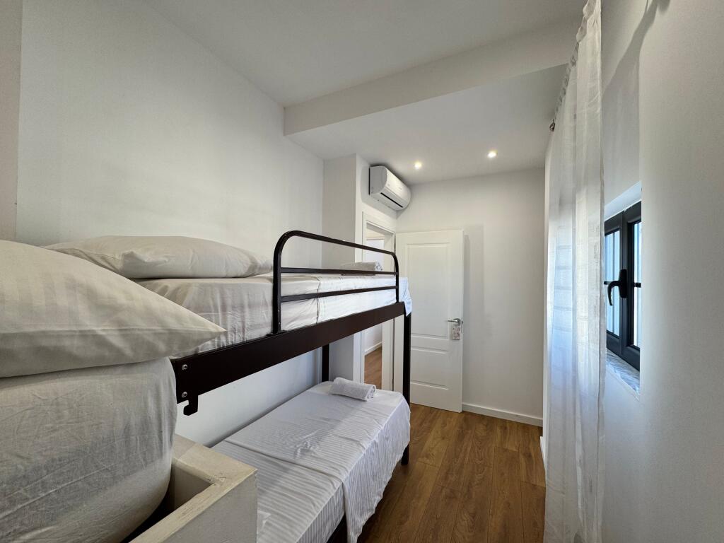 Apartament 2+1 per shitje, Durres.