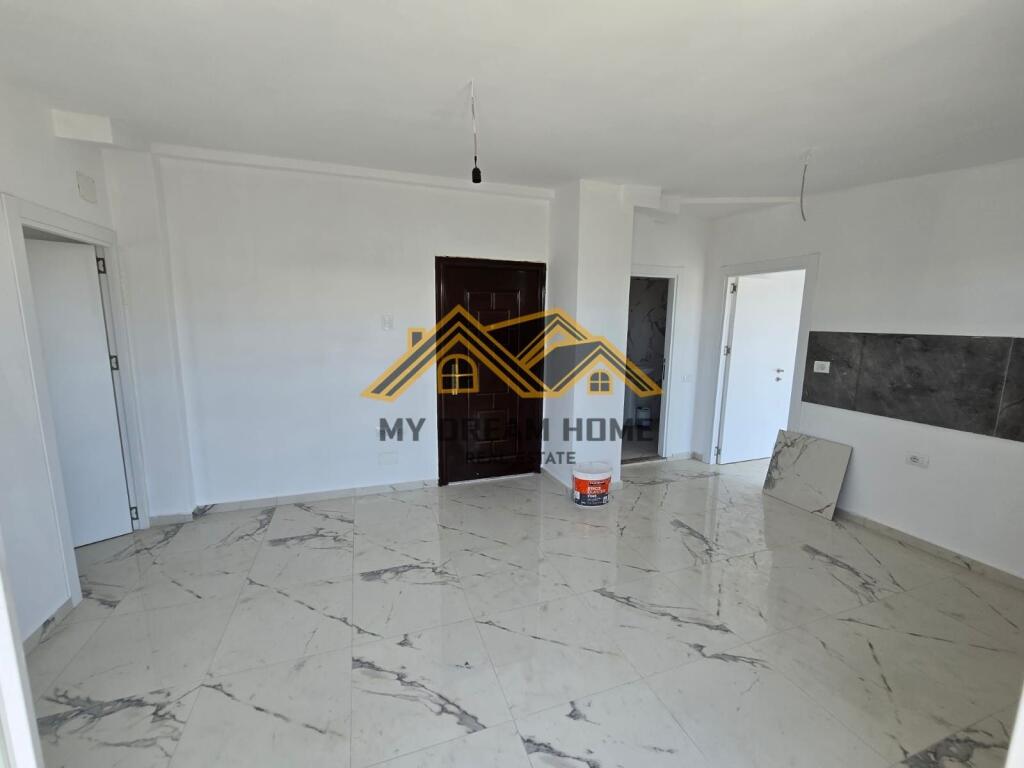 SHITET APARTAMENT 2+1 ME PAMJE DETI GOLEM!
