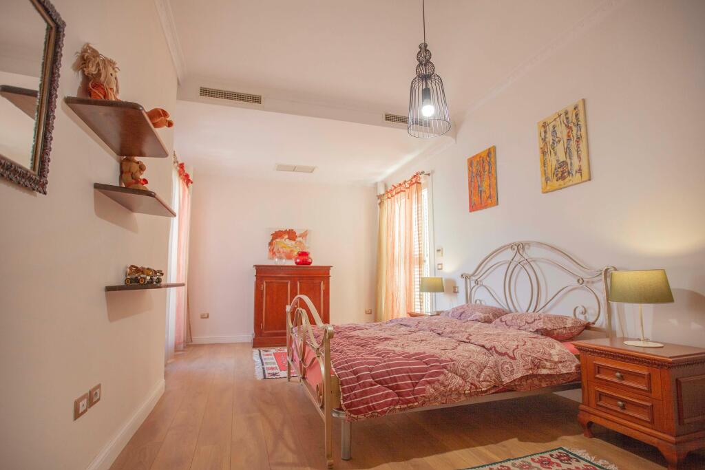 Kopshti Zoologjik, Apartament per Qira!