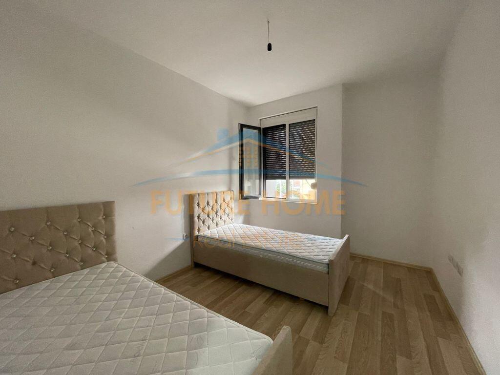 Qera, Apartament 2+1+Depo+Post Parkimi, Përballe Toptanit