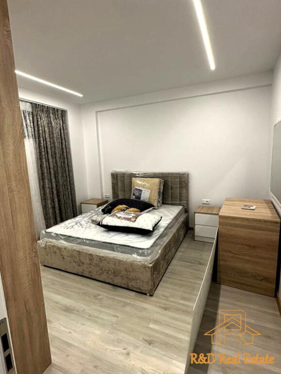 Shtëpi me Qera – Zogu i Zi, pas Tirana Bank