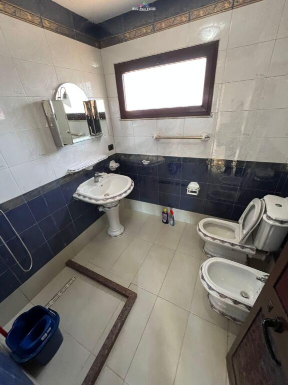 Vile Me Qera 3+1 Tek Qytet Studenti (ID BV22529) Tirane