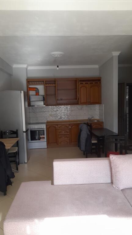 Apartament 1+1 me qera perballe tek Amerikan 3