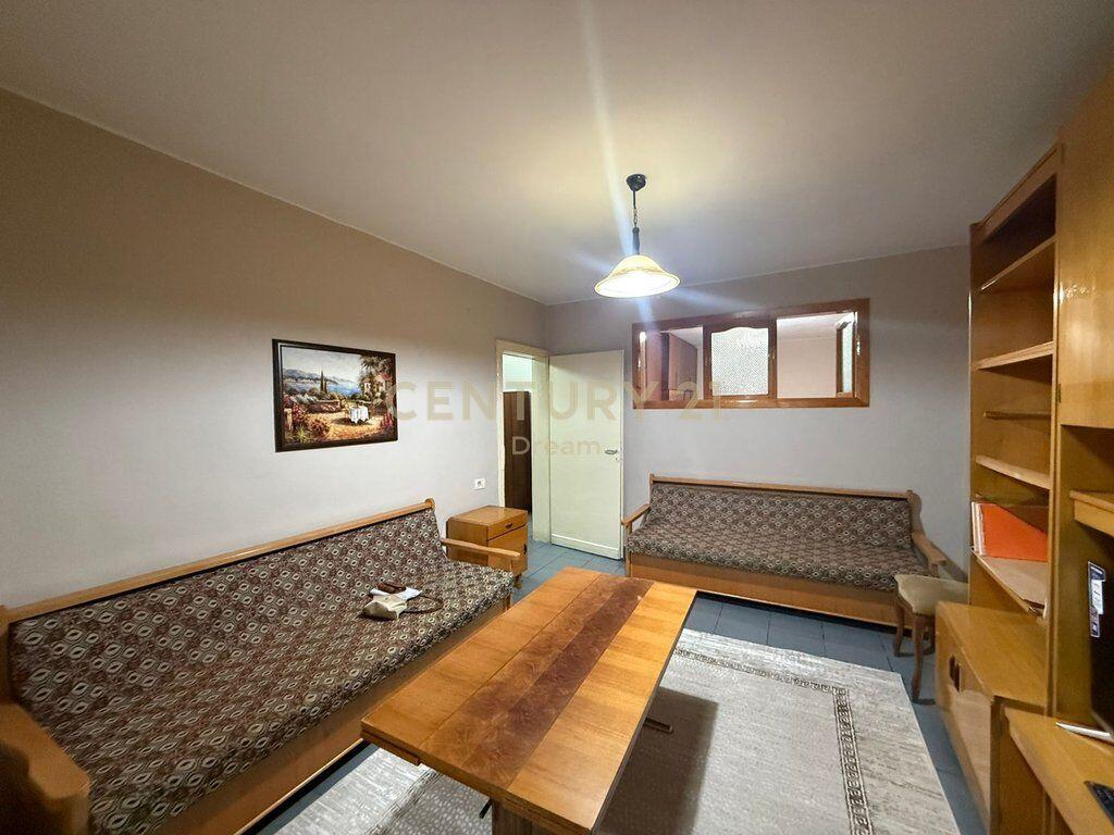 Jepet apartament 1+1 ne Bllok per Qira 500 € /Muaj Sip. Totale  50m2