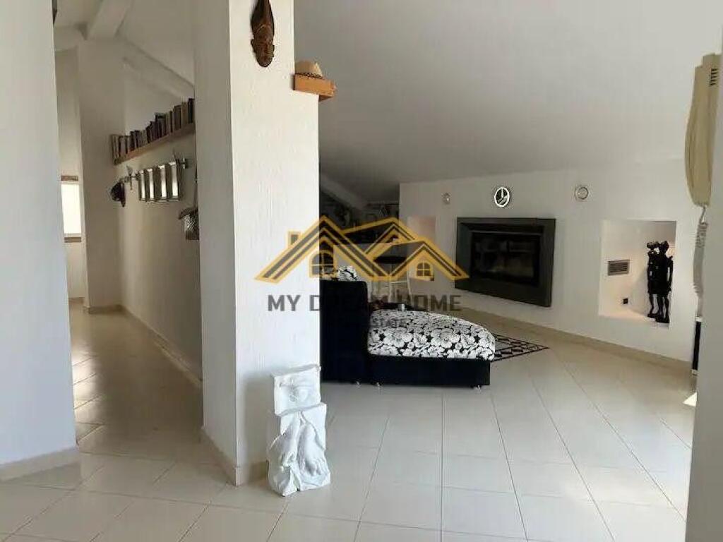 SHITET VILE 4 KATESHE NE QENDER TE DURRESIT PRANE GJYKATES !