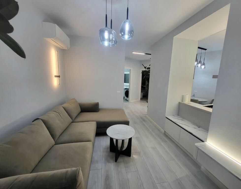 Affittasi appartamento 2+1 dietro 9 piani!