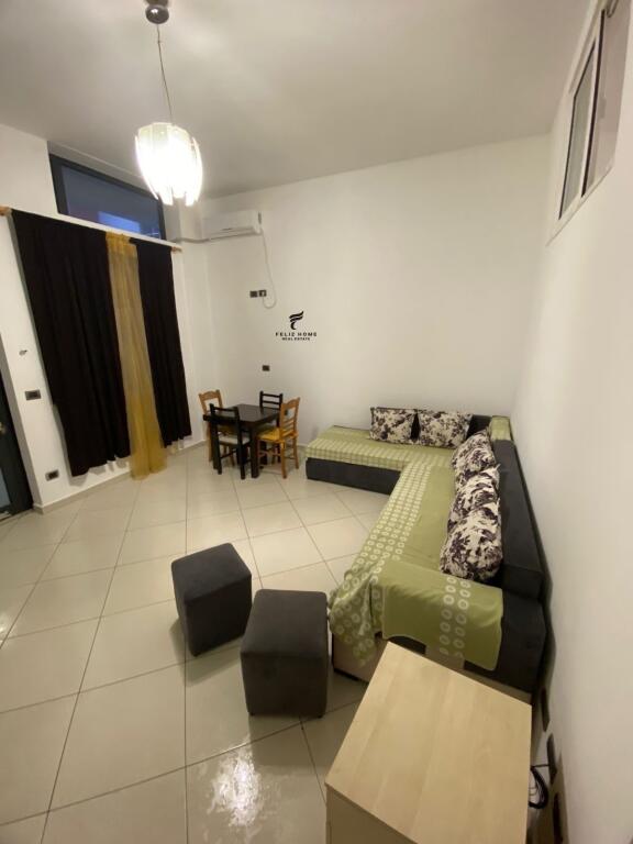 APARTAMENT ME QERA 1+1 KOPSHTI ZOOLOGJIK 40.000 LEKE