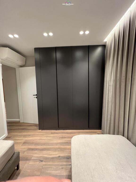 Apartament Me Qera 2+1 Tek Fusha Aviacionit (ID B220339) Tirane