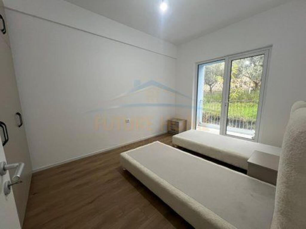 Qera, Apartament 2+1+Post Parkimi, Fresku, Tirane